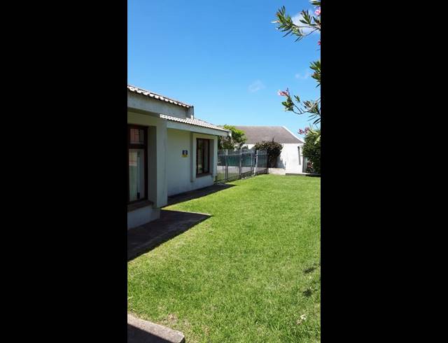 3 BEDROOM HOUSE FOR SALE IN PLETTENBERG BAY